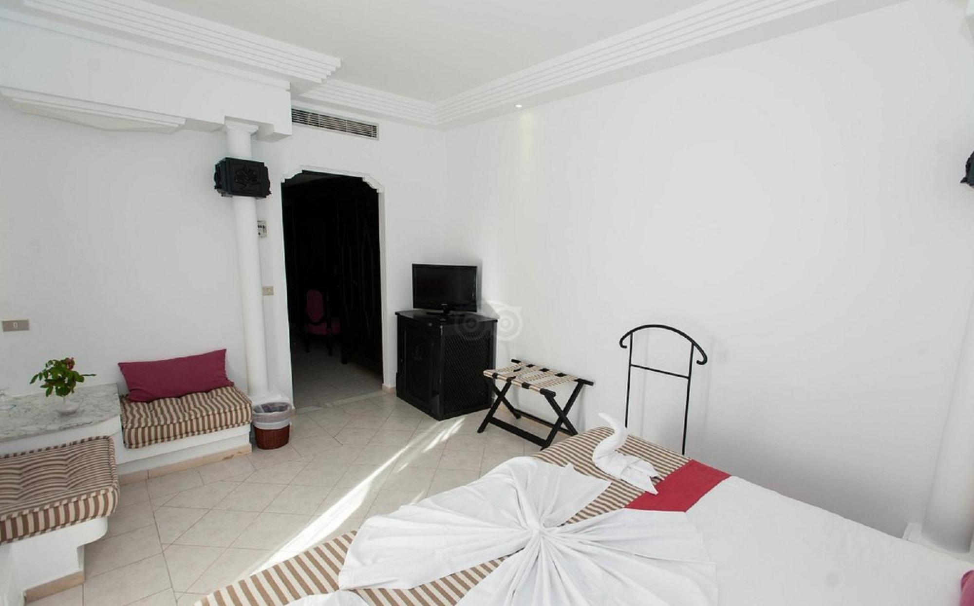 Cesar Thalasso (Adults Only) Midoun Exterior photo